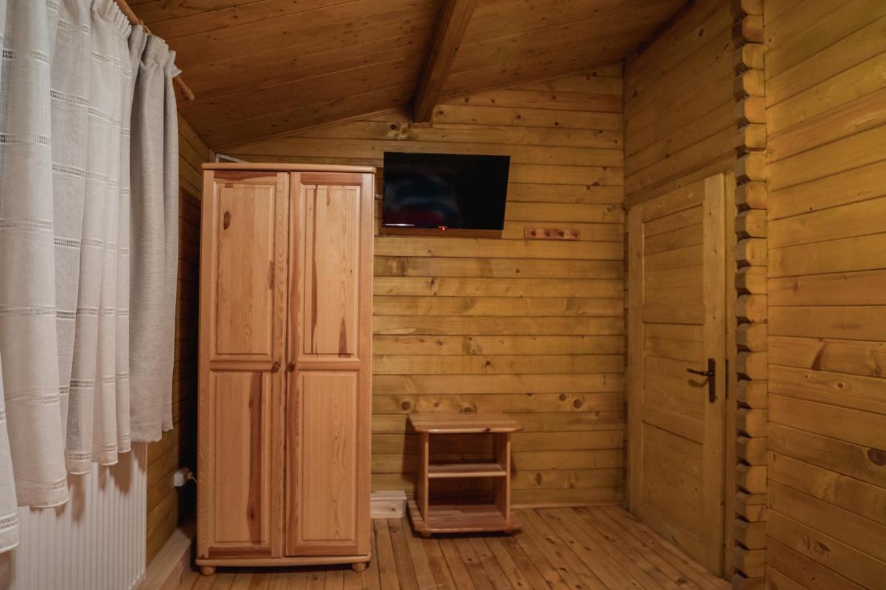 Biotour Camping & Restaurant Ghimeş-Făget Exteriör bild