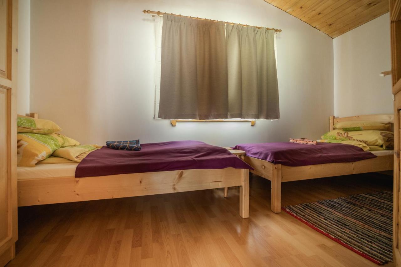 Biotour Camping & Restaurant Ghimeş-Făget Exteriör bild