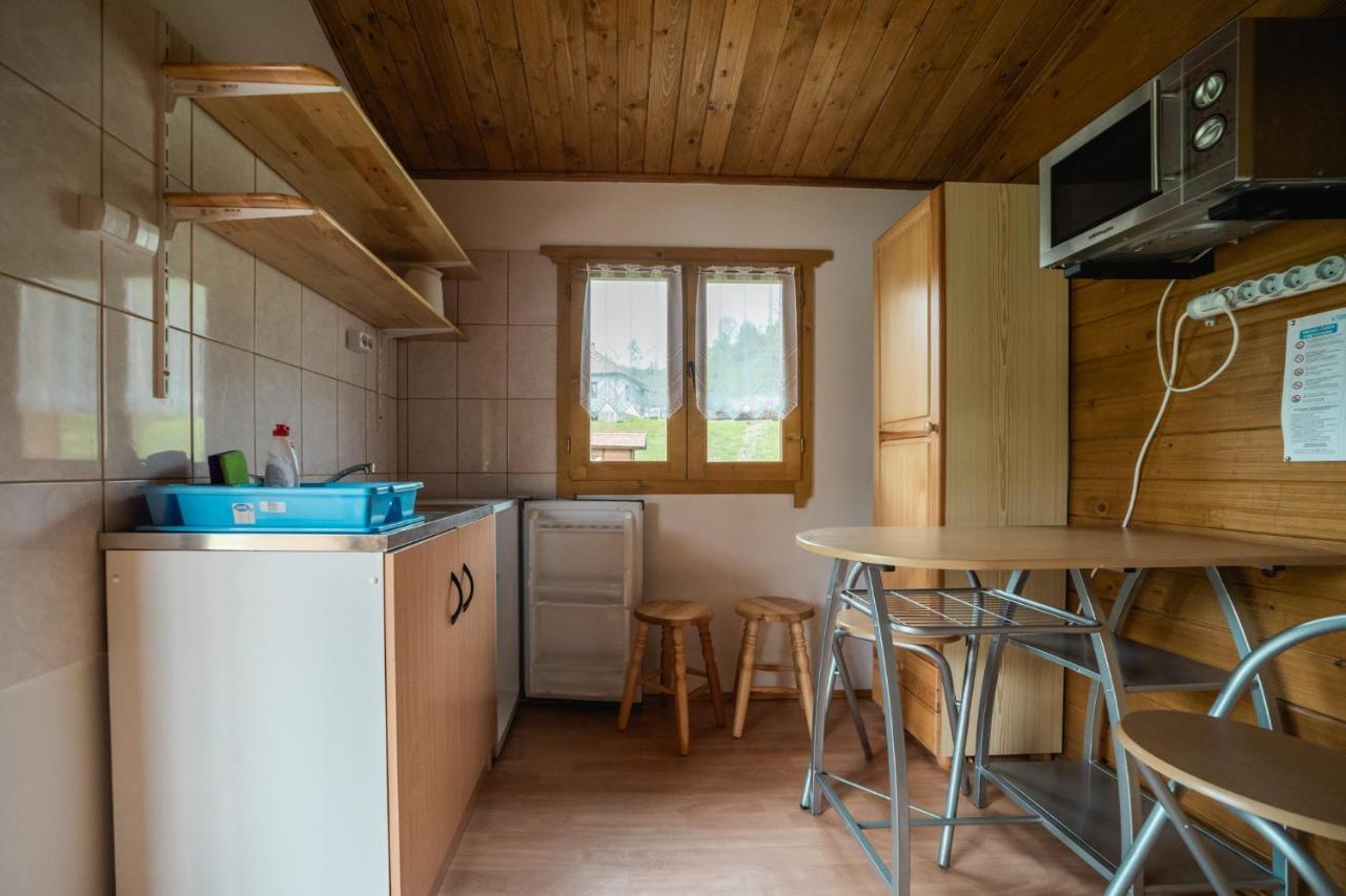 Biotour Camping & Restaurant Ghimeş-Făget Exteriör bild