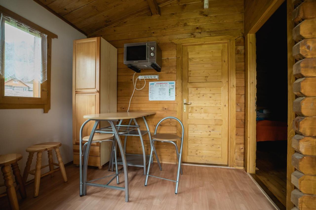 Biotour Camping & Restaurant Ghimeş-Făget Exteriör bild